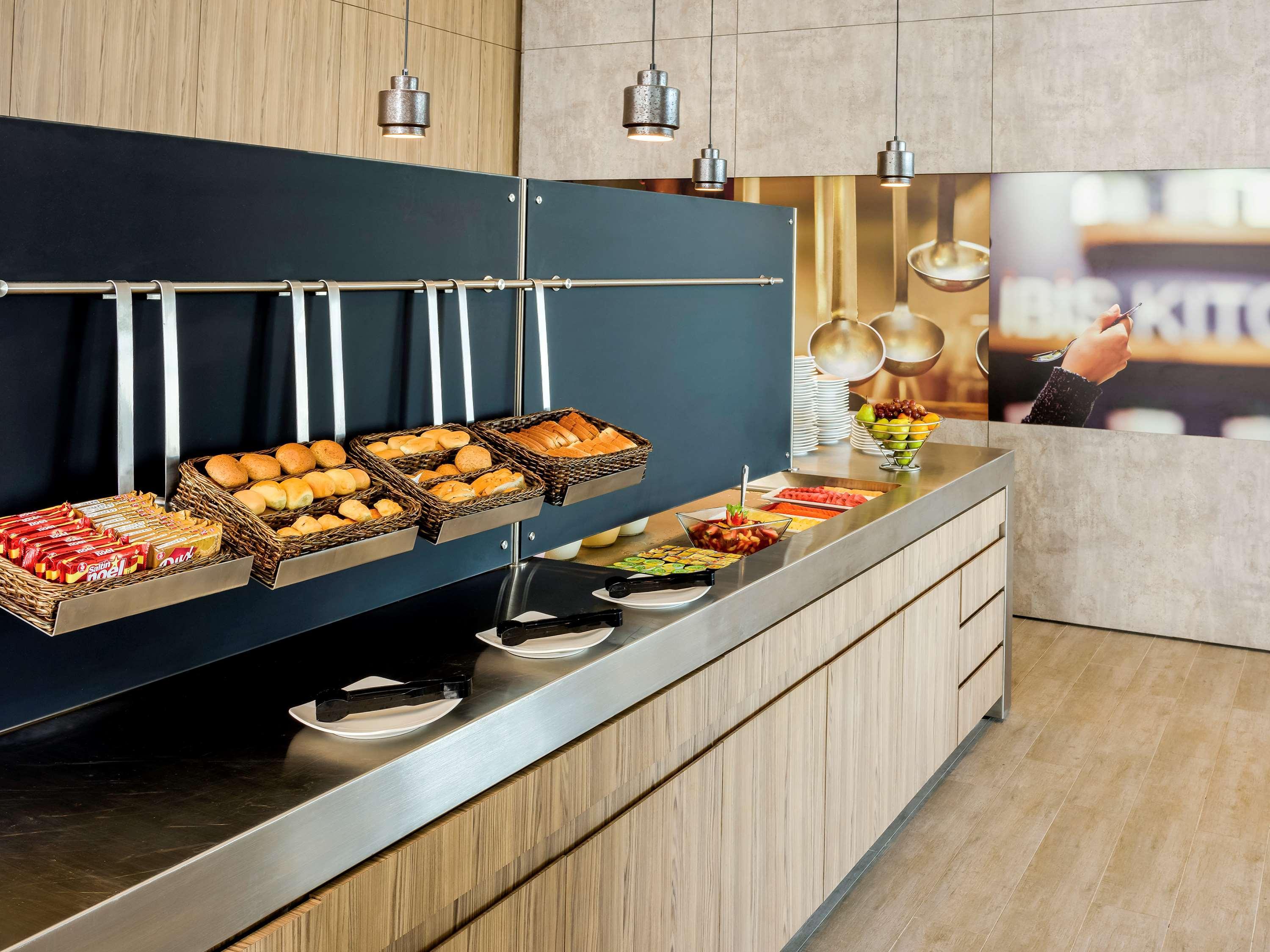 Ibis Cartagena Marbella Hotel ภายนอก รูปภาพ