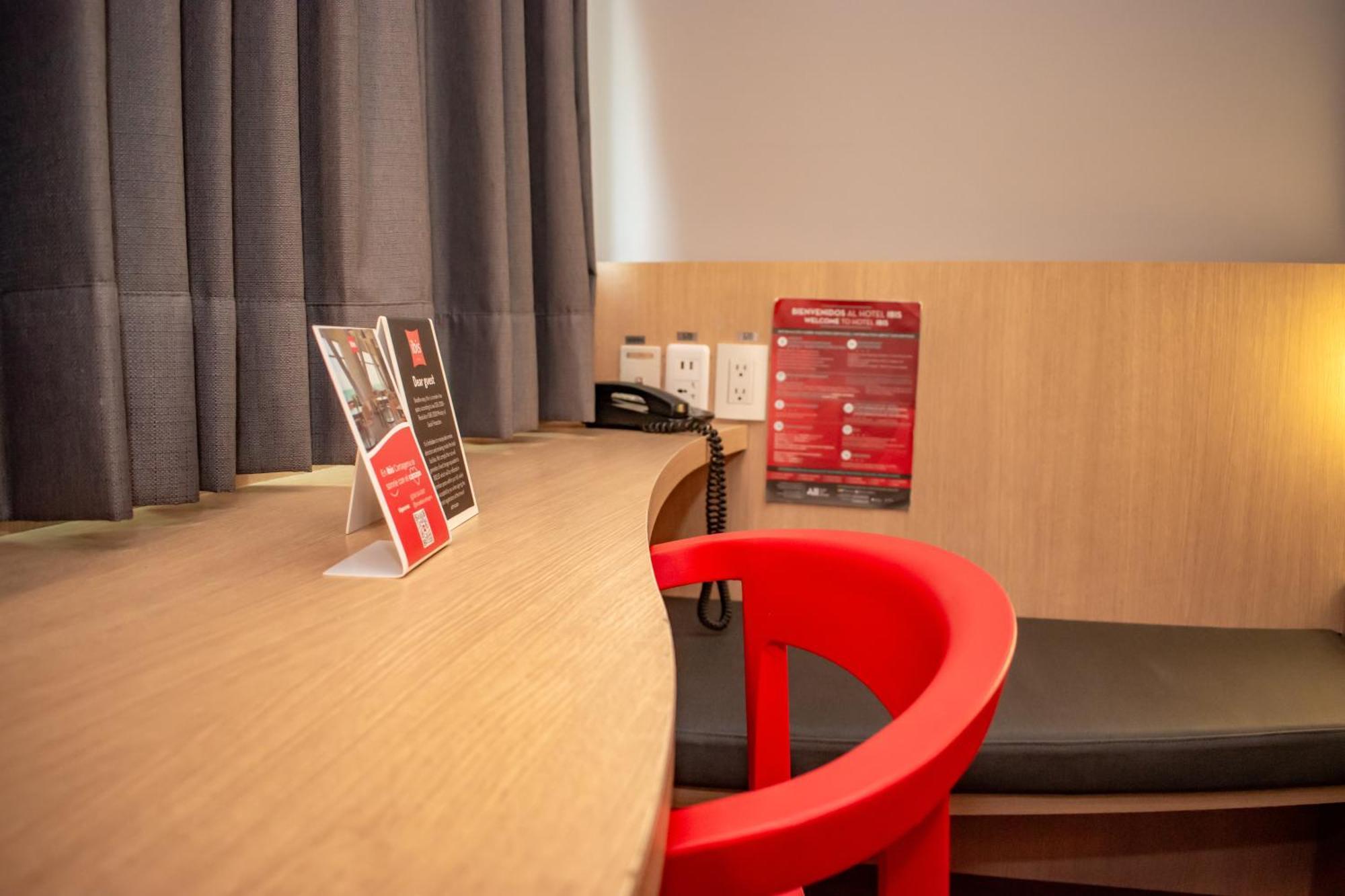 Ibis Cartagena Marbella Hotel ภายนอก รูปภาพ