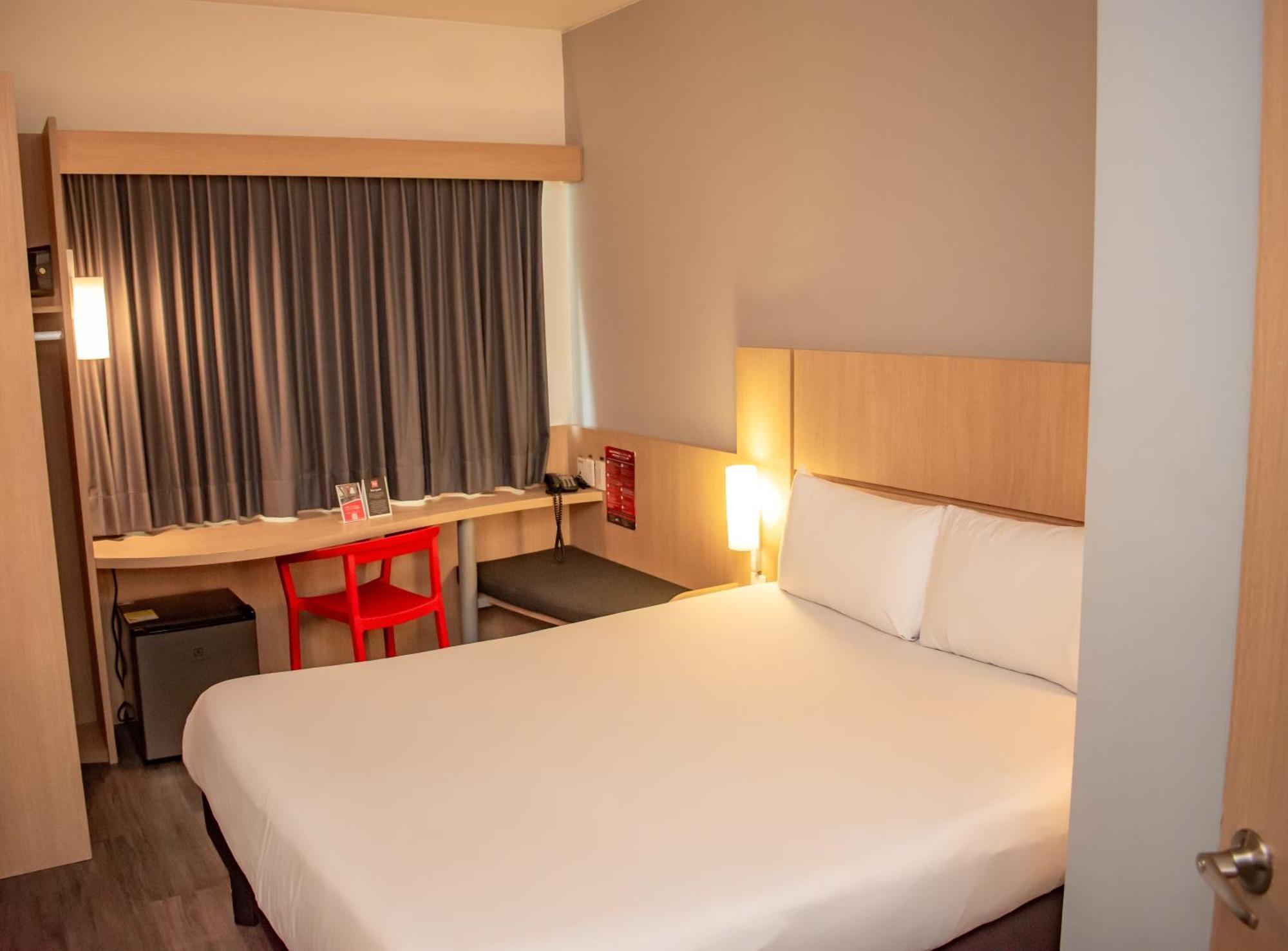 Ibis Cartagena Marbella Hotel ภายนอก รูปภาพ