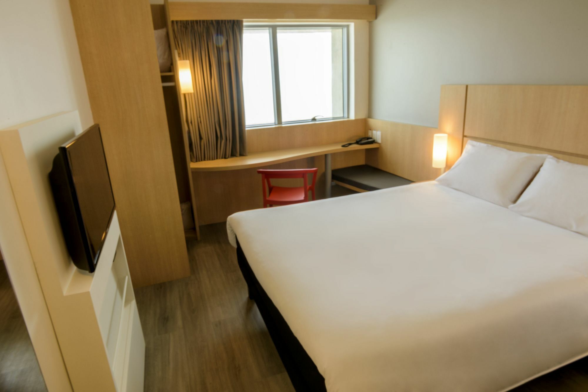 Ibis Cartagena Marbella Hotel ภายนอก รูปภาพ